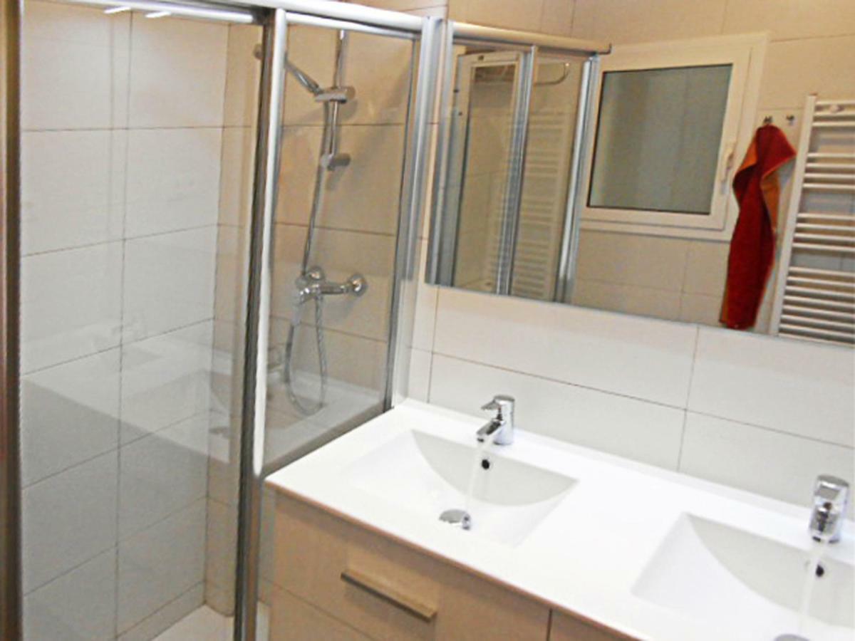 Apartamento Leman Apartment Салоу Екстериор снимка