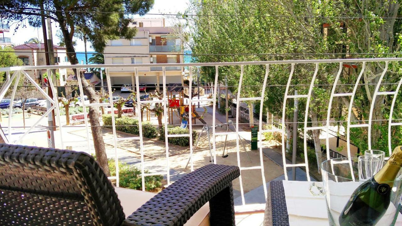 Apartamento Leman Apartment Салоу Екстериор снимка